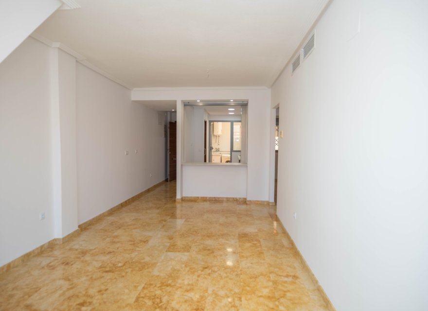 Odsprzedaż - Apartament - Torrevieja - Playa del Cura