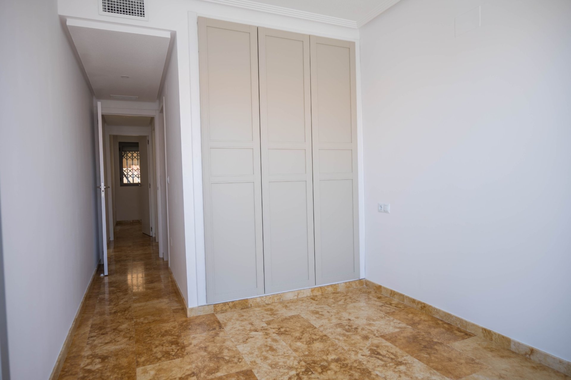 Odsprzedaż - Apartament - Torrevieja - Playa del Cura