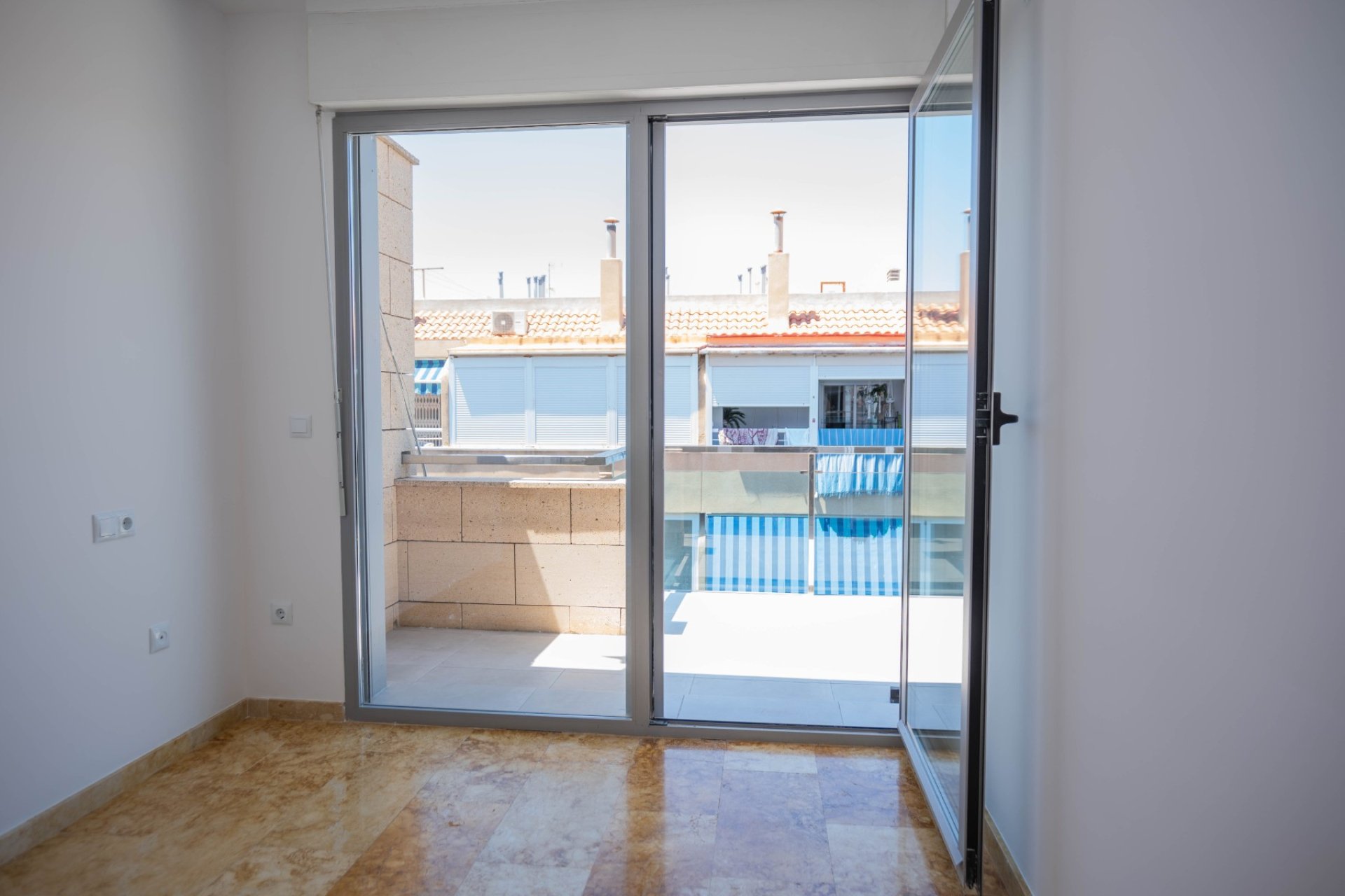 Odsprzedaż - Apartament - Torrevieja - Playa del Cura