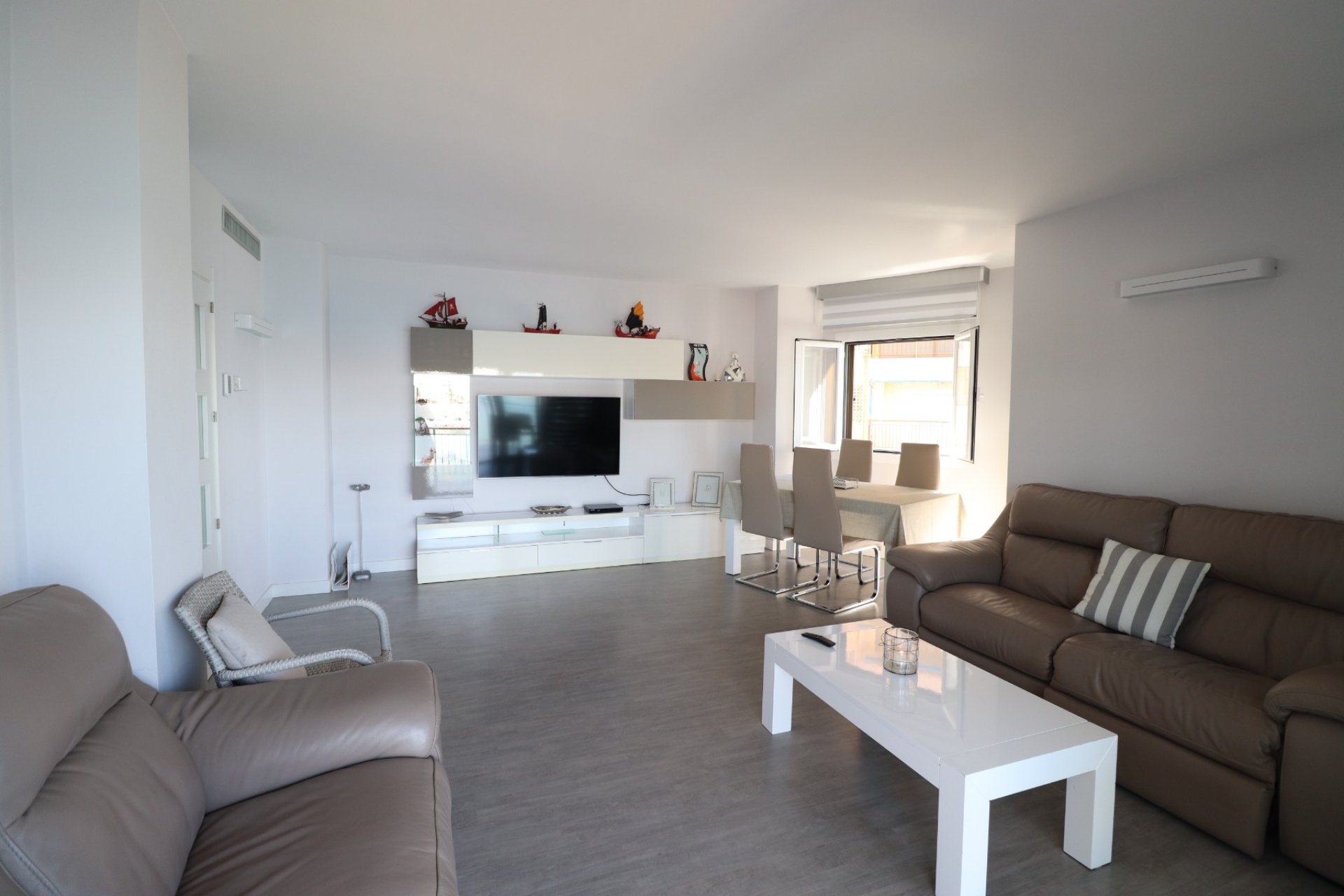 Odsprzedaż - Apartament - Torrevieja - Playa del Cura