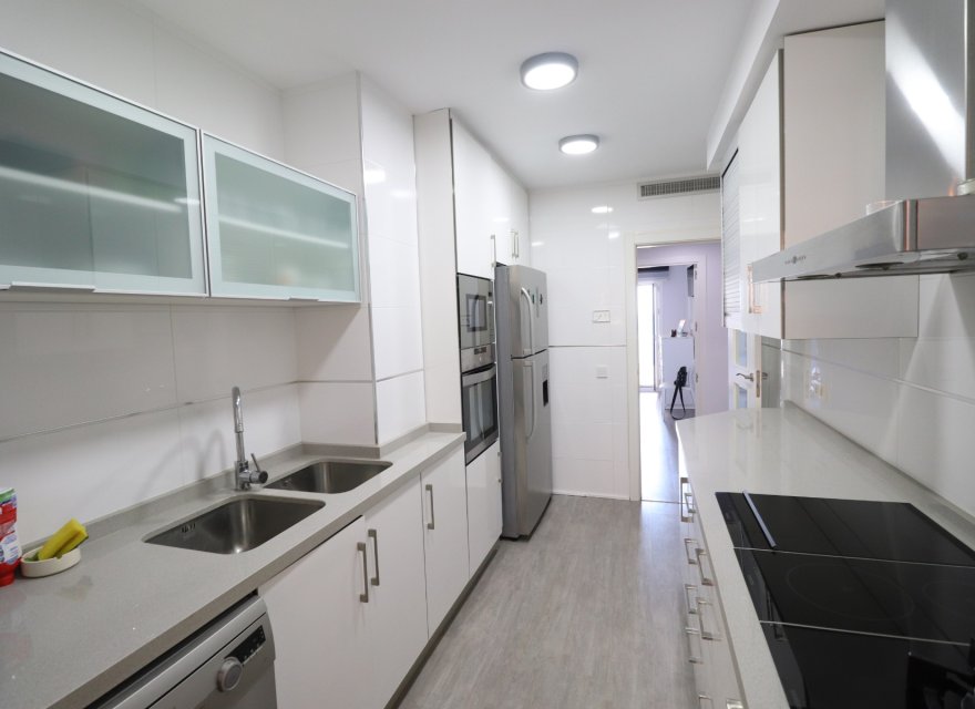 Odsprzedaż - Apartament - Torrevieja - Playa del Cura