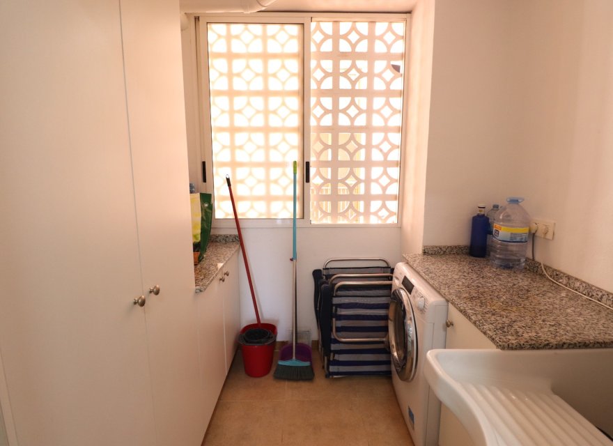 Odsprzedaż - Apartament - Torrevieja - Playa del Cura