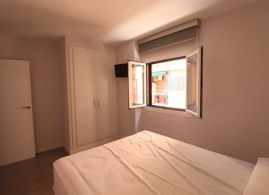 Odsprzedaż - Apartament - Torrevieja - Playa del Cura