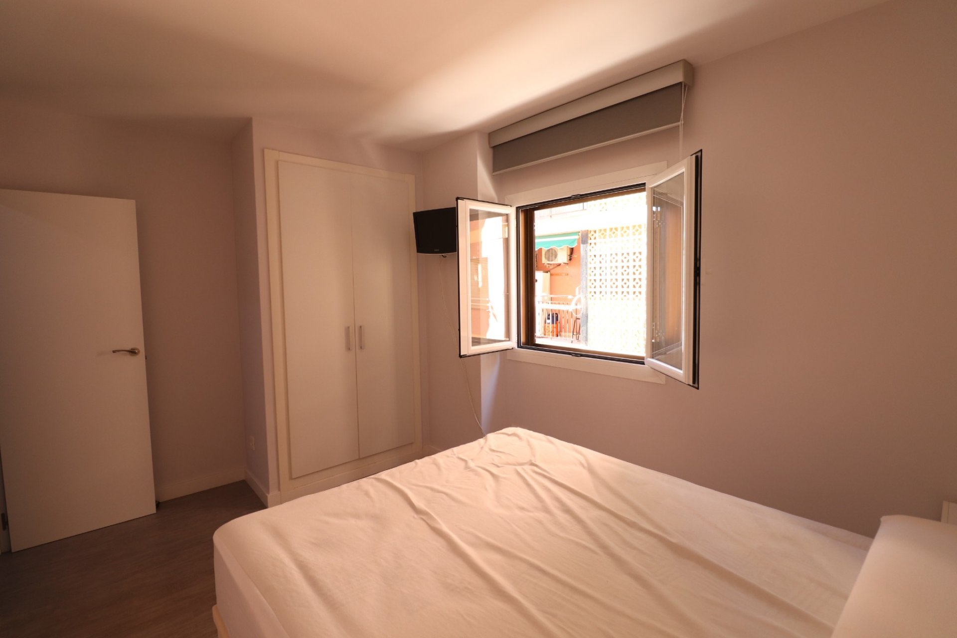 Odsprzedaż - Apartament - Torrevieja - Playa del Cura