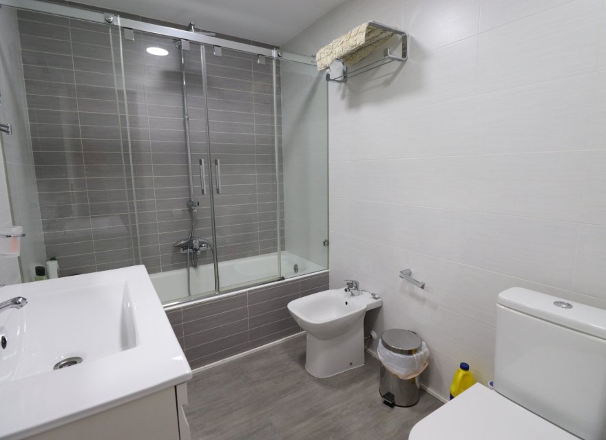 Odsprzedaż - Apartament - Torrevieja - Playa del Cura