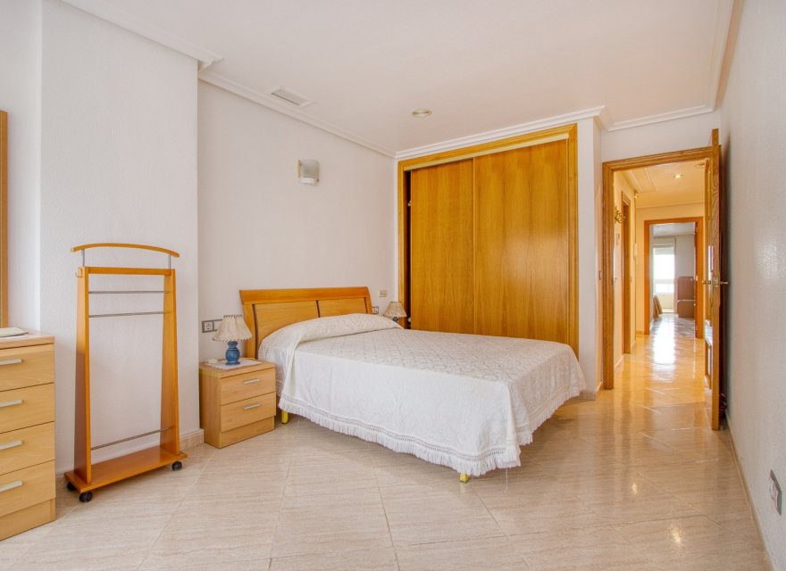 Odsprzedaż - Apartament - Torrevieja - Playa del Cura