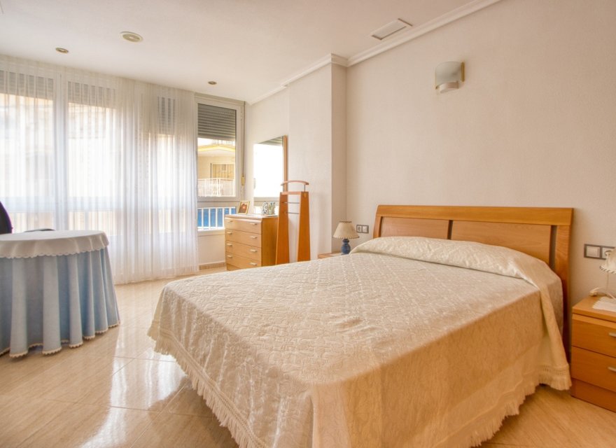 Odsprzedaż - Apartament - Torrevieja - Playa del Cura