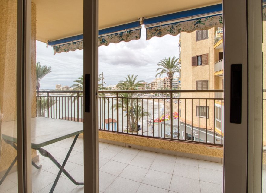 Odsprzedaż - Apartament - Torrevieja - Playa del Cura