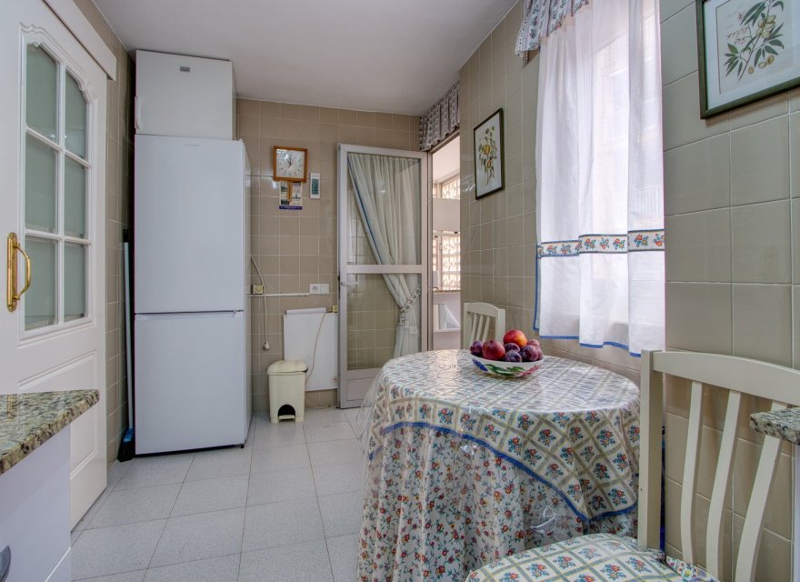 Odsprzedaż - Apartament - Torrevieja - Playa del Cura