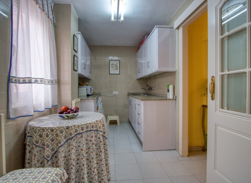 Odsprzedaż - Apartament - Torrevieja - Playa del Cura