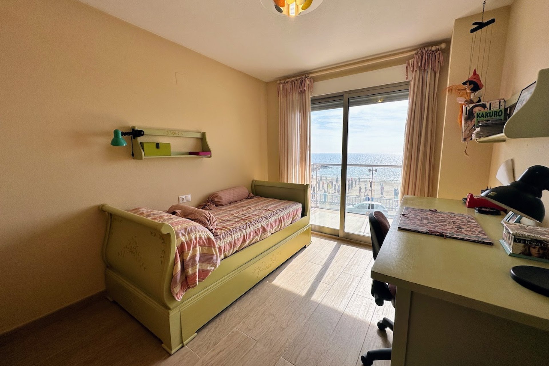 Odsprzedaż - Apartament - Torrevieja - Playa Los Locos