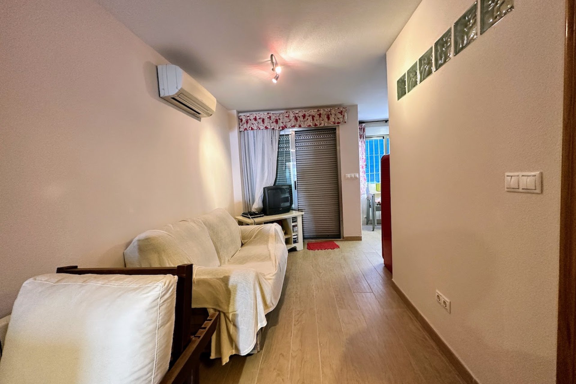 Odsprzedaż - Apartament - Torrevieja - Playa Los Locos