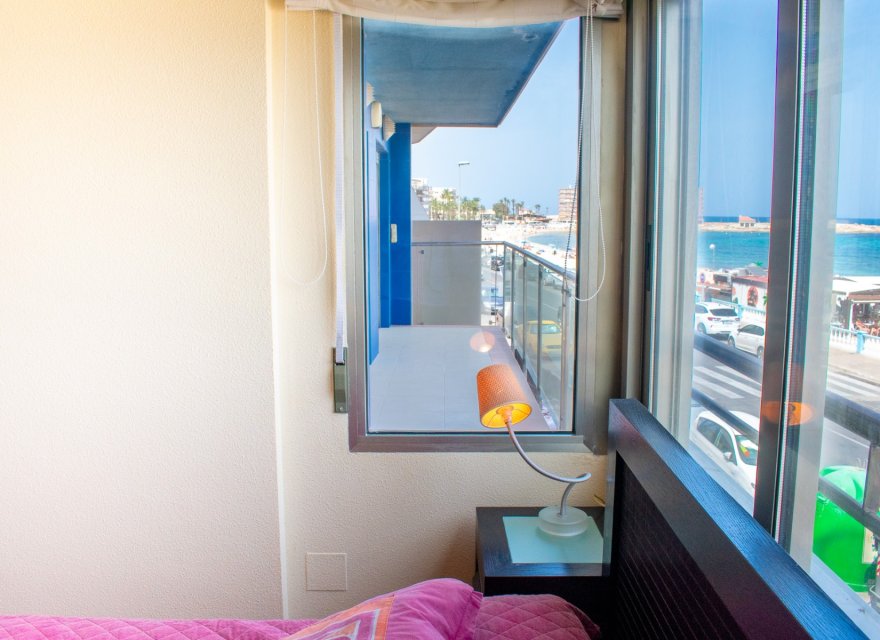 Odsprzedaż - Apartament - Torrevieja - Playa Los Locos