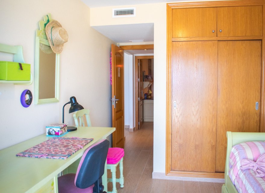 Odsprzedaż - Apartament - Torrevieja - Playa Los Locos