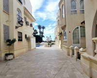 Odsprzedaż - Apartament - Torrevieja - Playa Los Locos