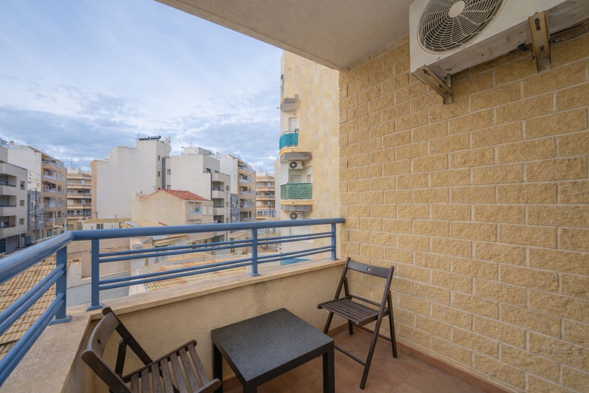 Odsprzedaż - Apartament - Torrevieja - Puerto Deportivo