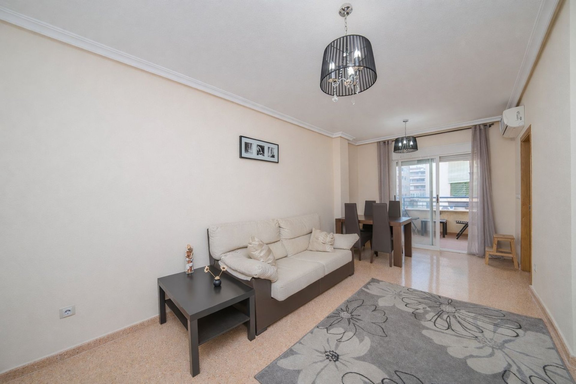 Odsprzedaż - Apartament - Torrevieja - Puerto Deportivo