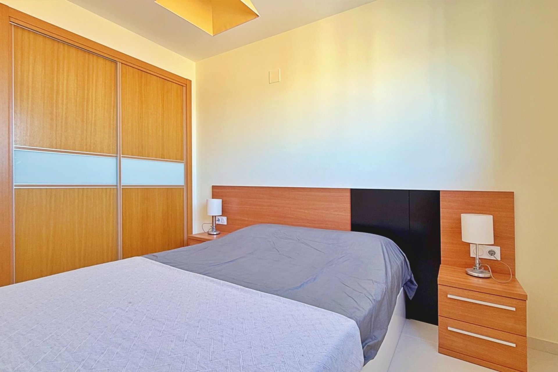 Odsprzedaż - Apartament - Torrevieja - Punta Prima