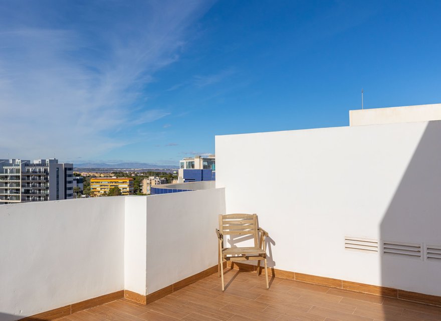 Odsprzedaż - Apartament - Torrevieja - Punta Prima