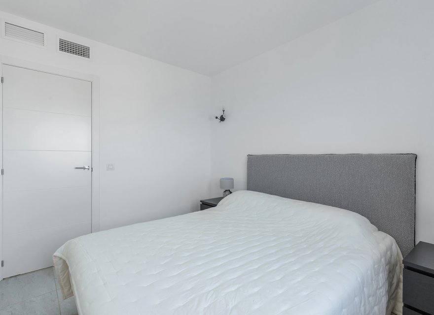 Odsprzedaż - Apartament - Torrevieja - Punta Prima
