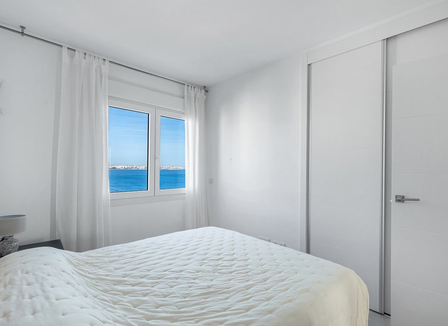 Odsprzedaż - Apartament - Torrevieja - Punta Prima