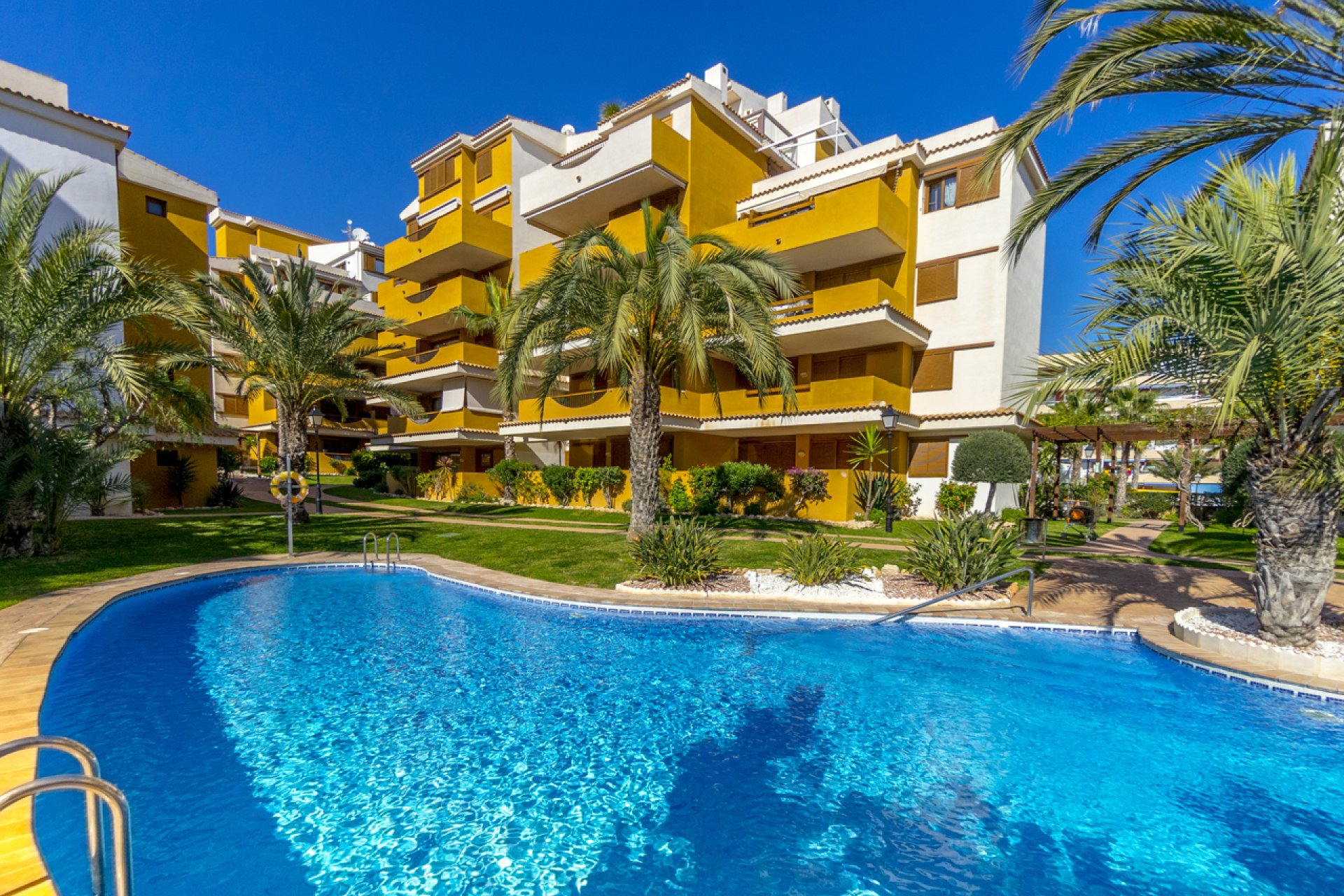 Odsprzedaż - Apartament - Torrevieja - Punta Prima