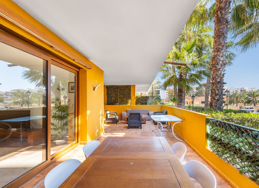 Odsprzedaż - Apartament - Torrevieja - Punta Prima