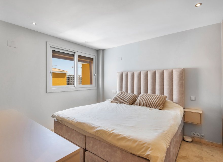 Odsprzedaż - Apartament - Torrevieja - Punta Prima