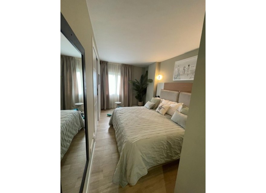 Odsprzedaż - Apartament - Torrevieja - Punta Prima