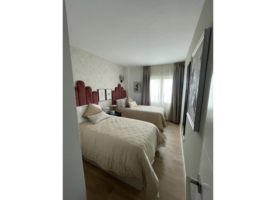 Odsprzedaż - Apartament - Torrevieja - Punta Prima