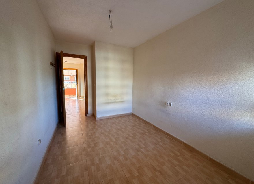 Odsprzedaż - Apartament - Torrevieja - Punta Prima