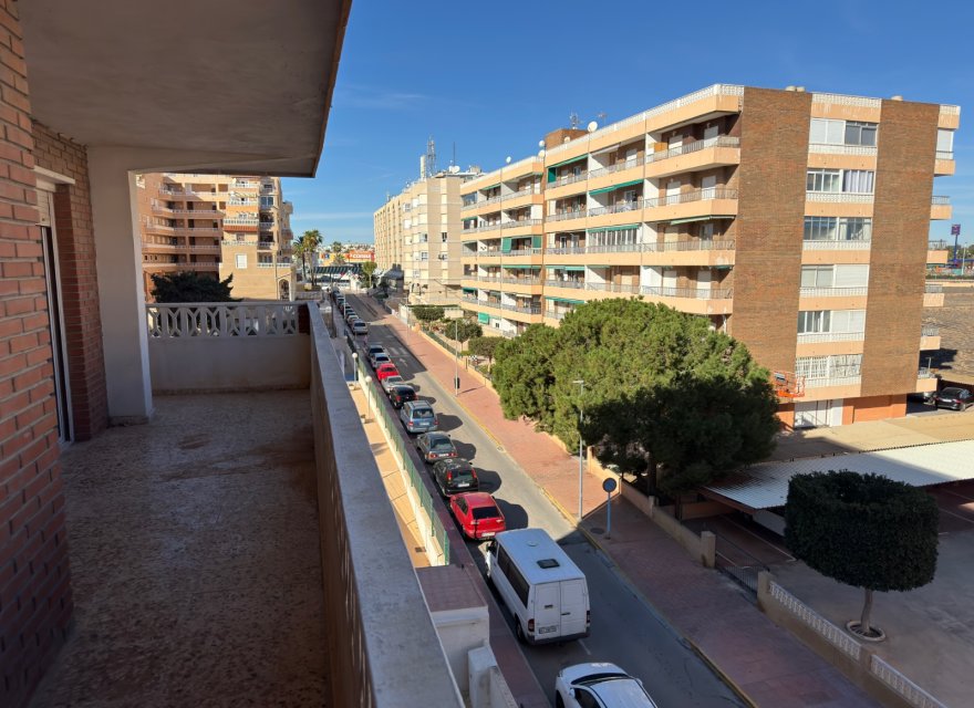 Odsprzedaż - Apartament - Torrevieja - Punta Prima