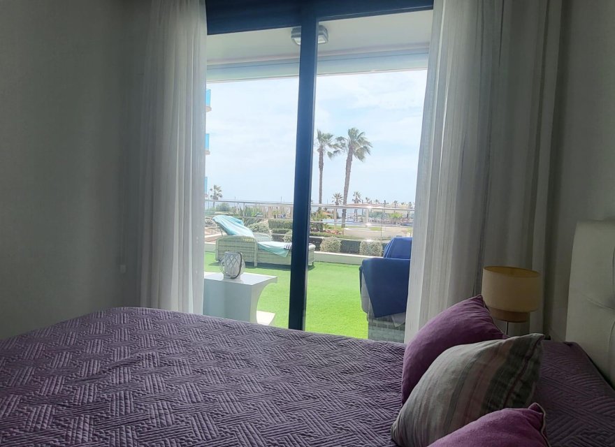 Odsprzedaż - Apartament - Torrevieja - Punta Prima