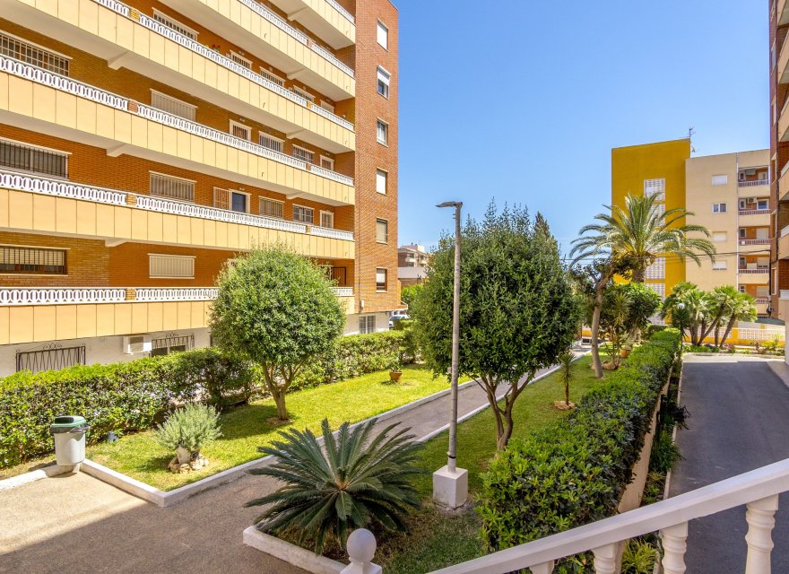 Odsprzedaż - Apartament - Torrevieja - Punta Prima