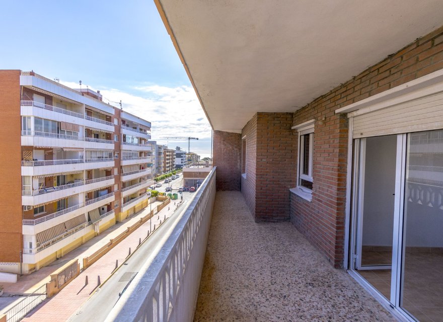 Odsprzedaż - Apartament - Torrevieja - Punta Prima