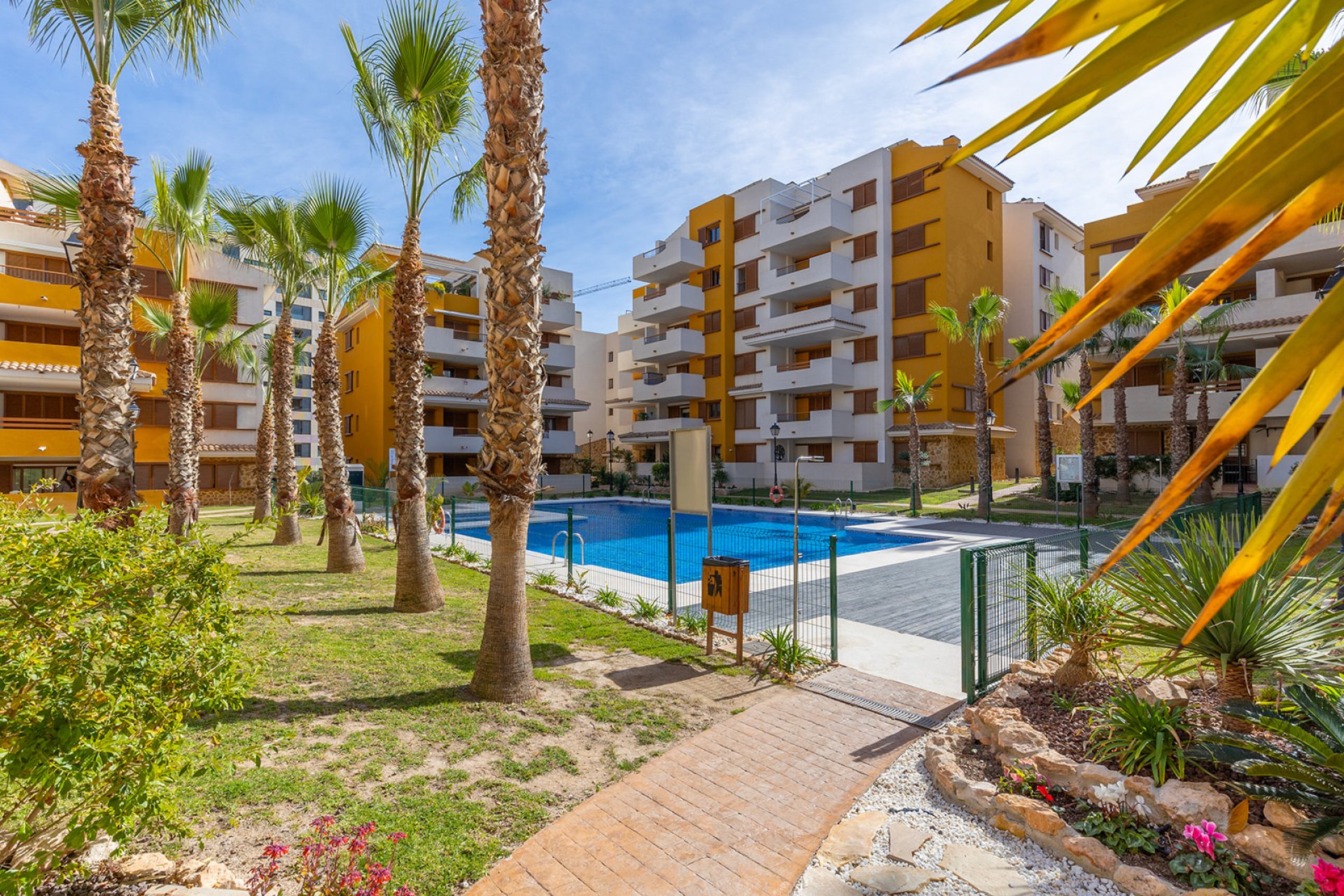 Odsprzedaż - Apartament - Torrevieja - Punta Prima