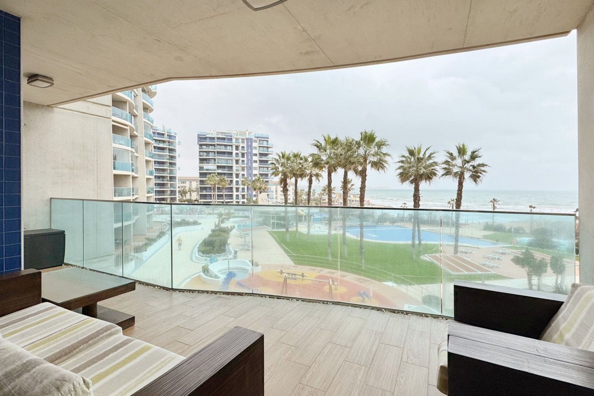 Odsprzedaż - Apartament - Torrevieja - Punta Prima