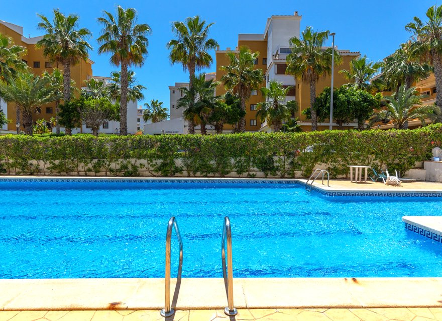 Odsprzedaż - Apartament - Torrevieja - Rocio del Mar