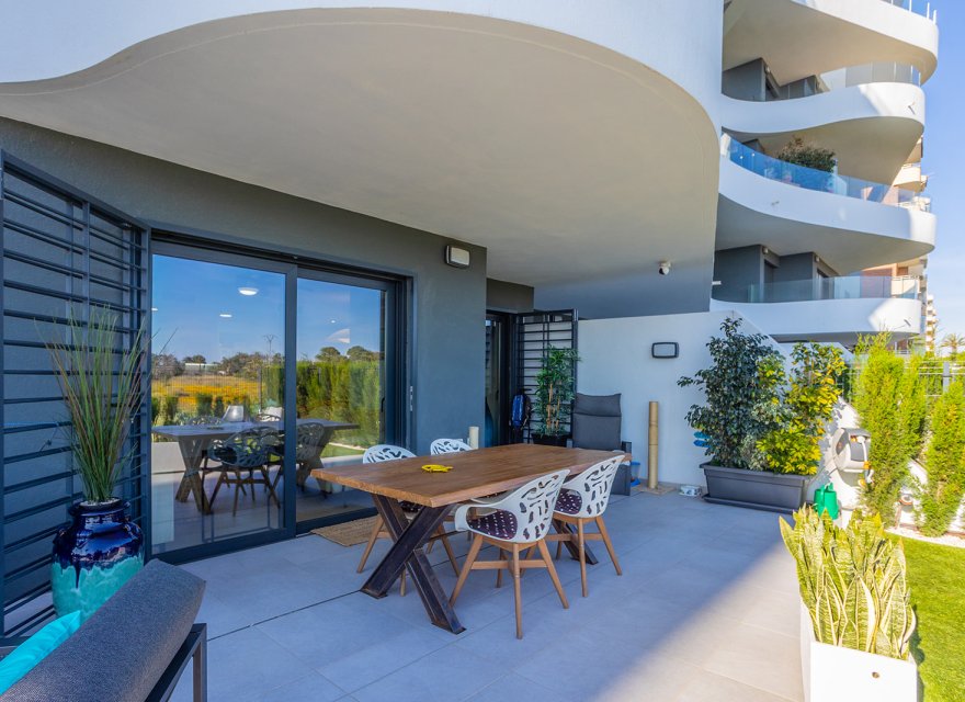 Odsprzedaż - Apartament - Torrevieja - Rocio del Mar