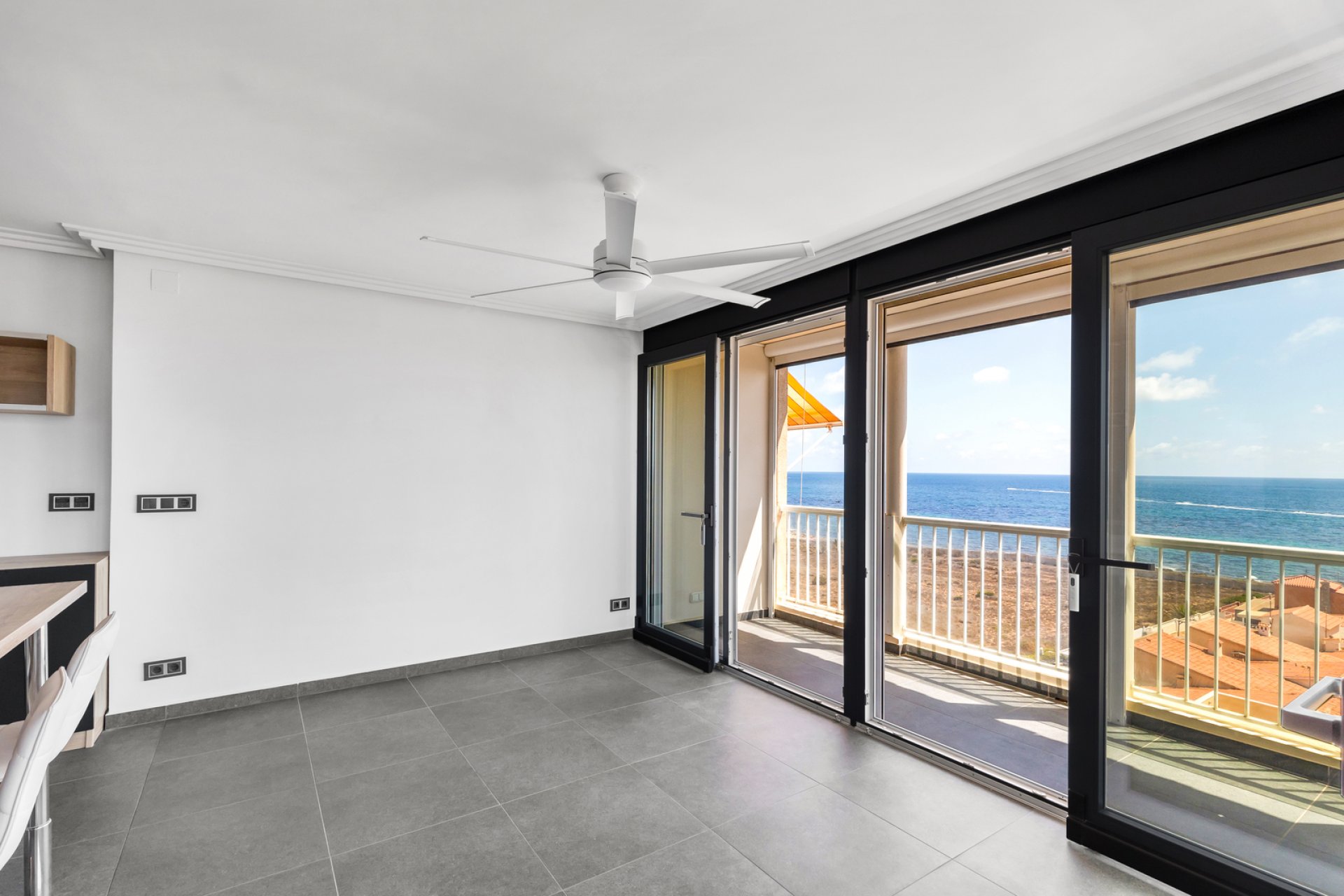 Odsprzedaż - Apartament - Torrevieja - Rocio del Mar