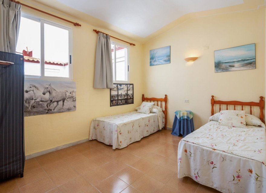 Odsprzedaż - Apartament - Torrevieja - Torreblanca