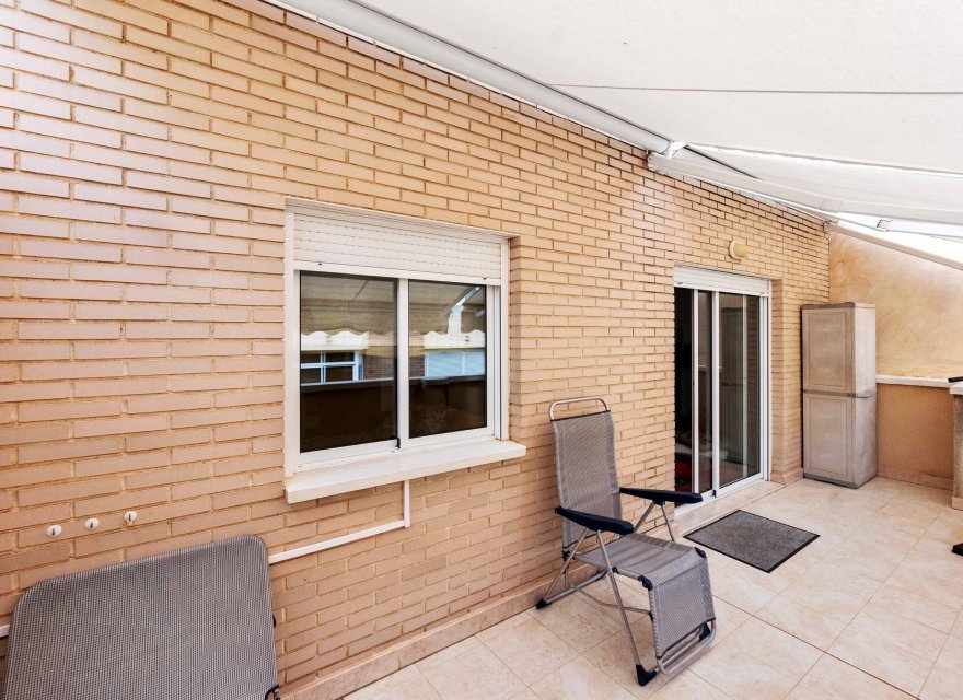 Odsprzedaż - Apartament - Torrevieja - Torrevieja Centro