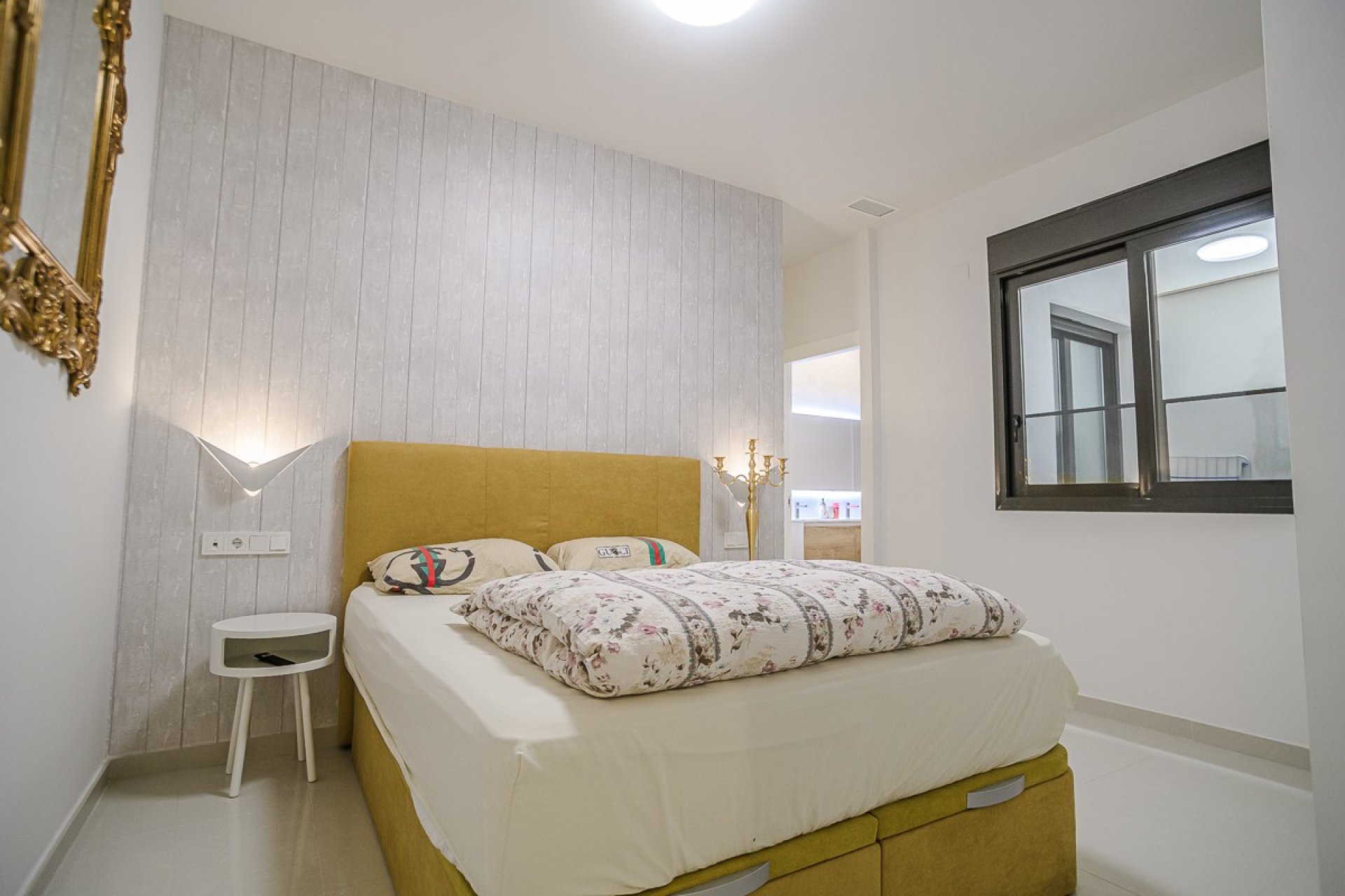 Odsprzedaż - Apartament - Torrevieja