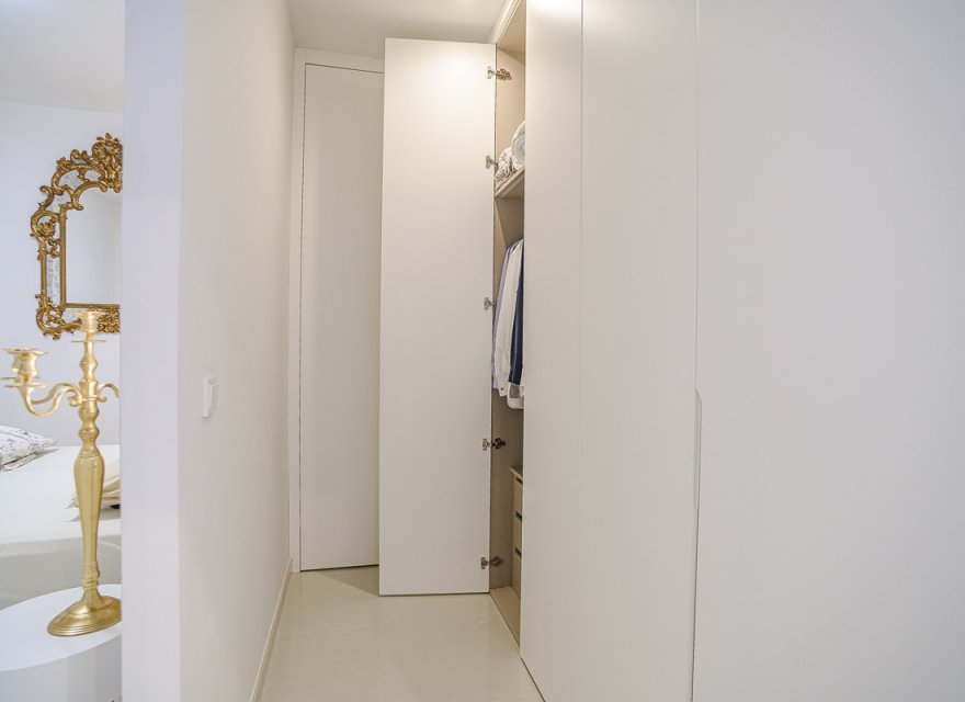 Odsprzedaż - Apartament - Torrevieja