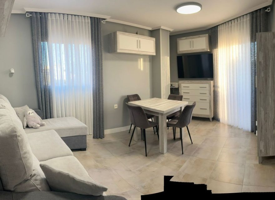 Odsprzedaż - Apartament - Torrevieja