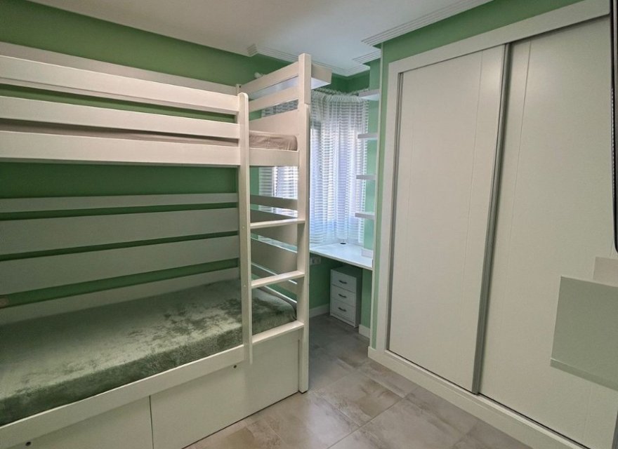 Odsprzedaż - Apartament - Torrevieja