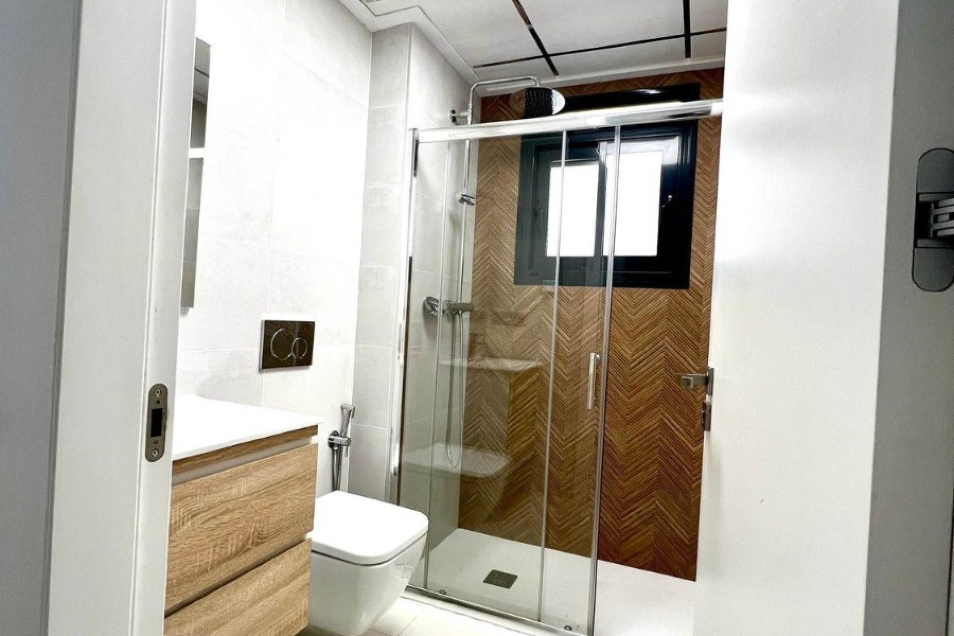 Odsprzedaż - Apartament - Torrevieja