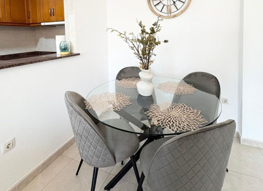 Odsprzedaż - Apartament - Torrevieja