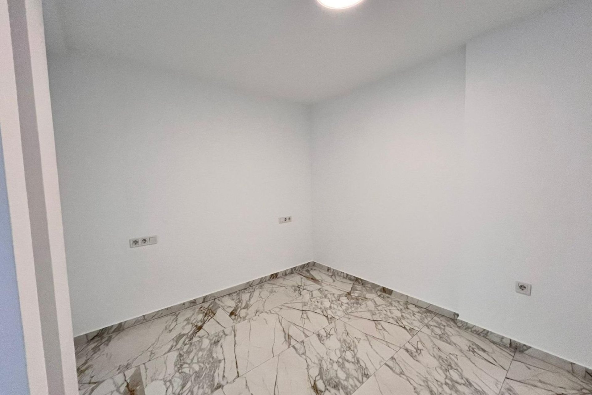 Odsprzedaż - Apartament - Torrevieja