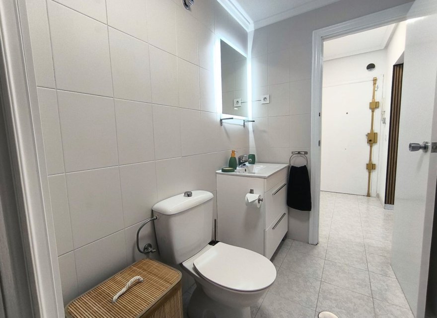 Odsprzedaż - Apartament - Torrevieja